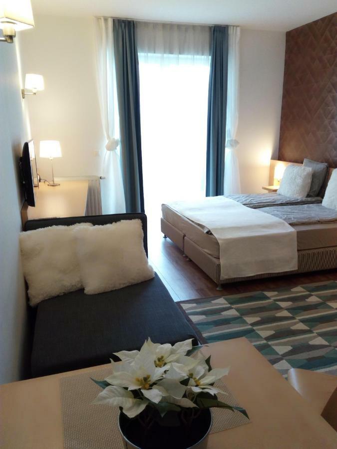 Fuered Central Apartman Balatonfured Bagian luar foto