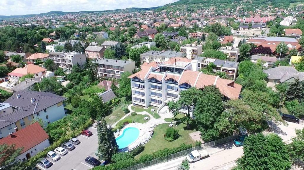 Fuered Central Apartman Balatonfured Bagian luar foto